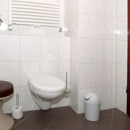 Keine Monteurvermietung Naehe Heidelberg Hockenheim Bds Anlage *