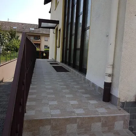 Keine Monteurvermietung Naehe Heidelberg Hockenheim Bds Anlage Appartement *